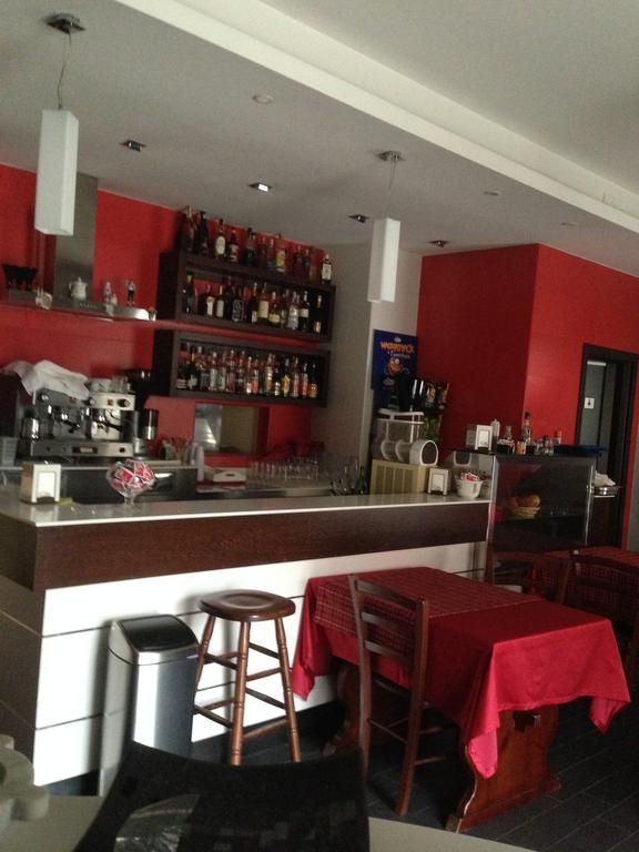 B&B 21-12 Saviano Екстериор снимка